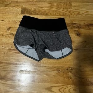 Lululemon Speed Up High-Rise Lined Short 2.5", Size 4, Heather Lux Multi Black